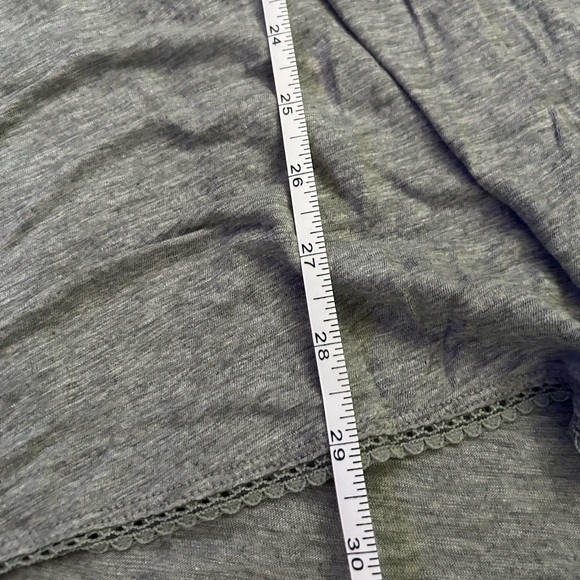 Grey, mid 2010’s does Y2K Sleeveless Blouse - Picture 6 of 6